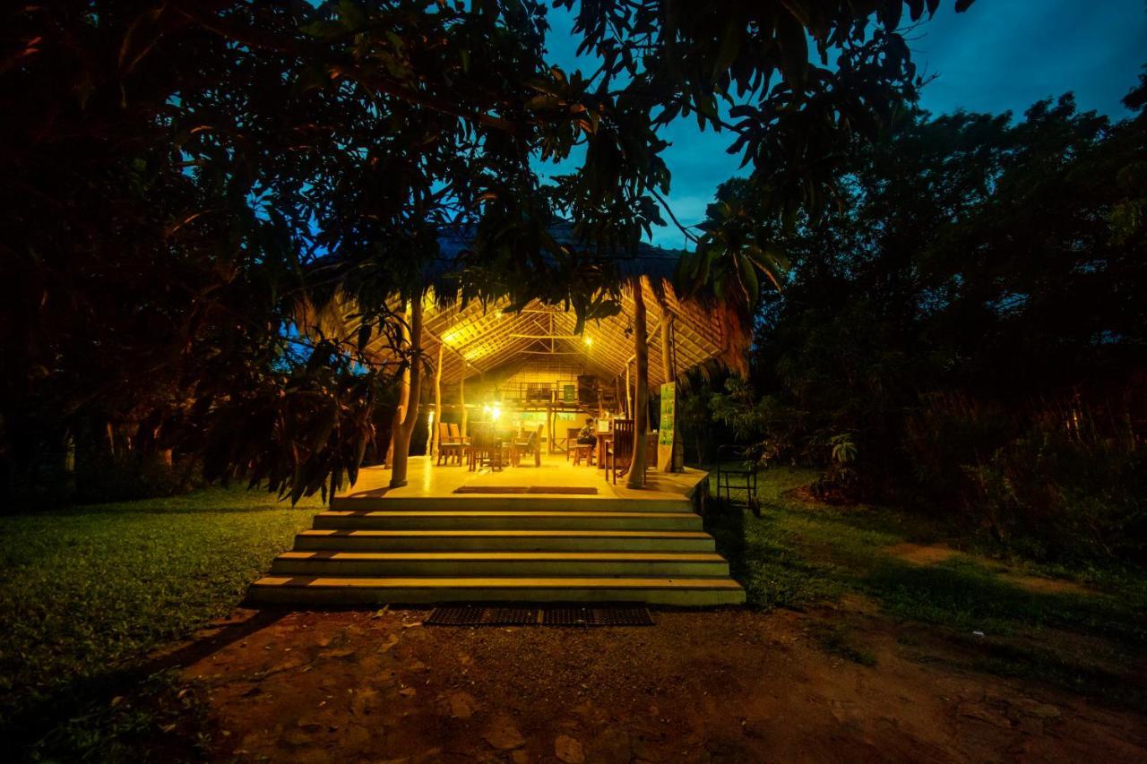 The Yala Adventure Hotel Tissamaharama Exterior foto